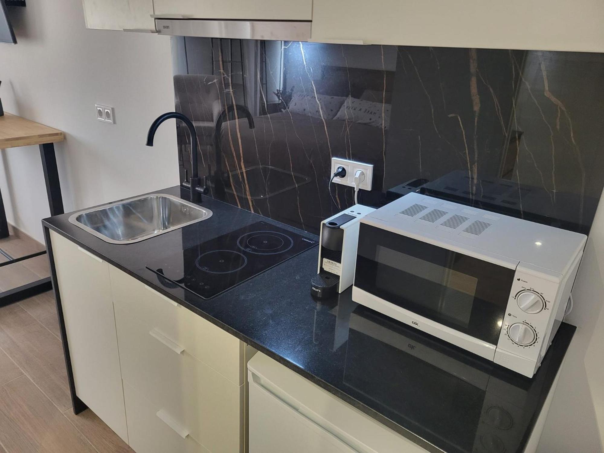 Charming Studio In The Center Of The City Apartamento Pleno Centro De Alicante Eksteriør billede